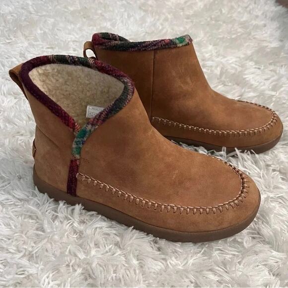 Sanuk Nice Bootah Lx Tan Tobacco / Vintage Rainbow Ankle Bootie Size 7 Womens - Picture 1 of 10